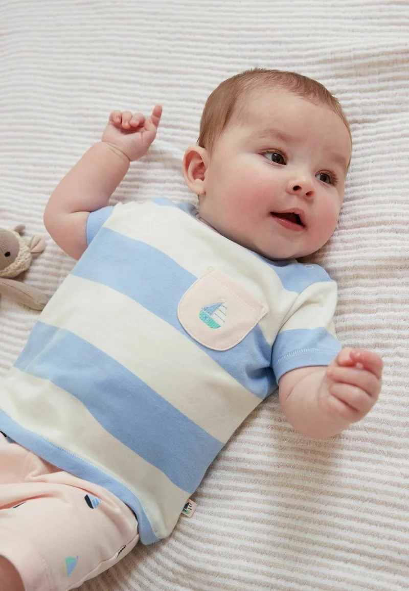 Next AND 2 PIECE SET - Shorts - Blue/pink Boat 3 Next AND 2 PIECE SET - Shorts - Blue/pink Boat