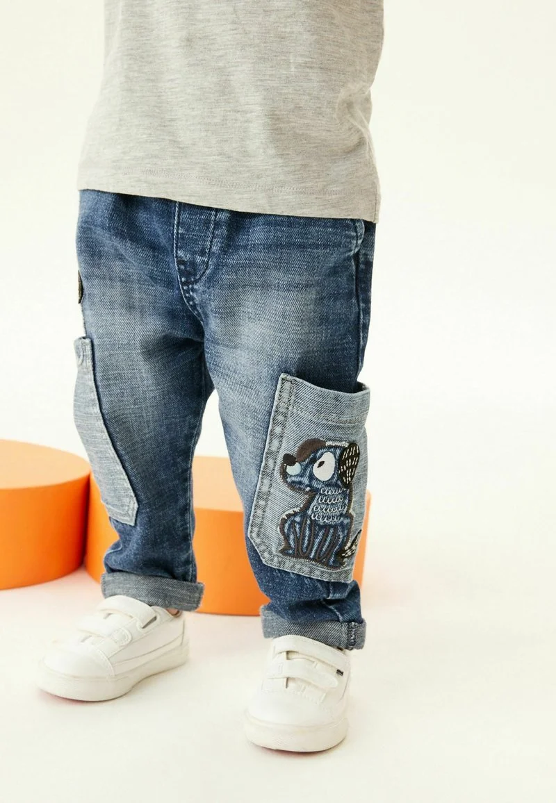 Next PULL ON WITH DOG CHARACTER STANDARD - Jeans Straight Leg - Mid Blue Denim 3 Next PULL ON WITH DOG CHARACTER STANDARD - Jeans Straight Leg - Mid Blue Denim – Bild 2