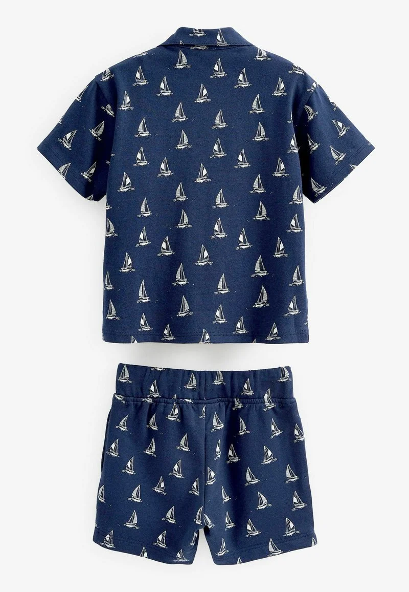 Next REVER COLLAR AND SET - Shorts - Navy Yacht Boat 4 Next REVER COLLAR AND SET - Shorts - Navy Yacht Boat – Bild 2