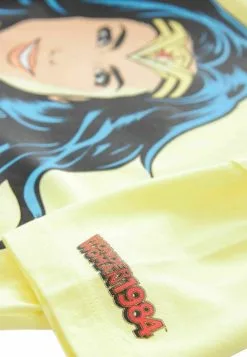 Next SHORT SLEEVE AVENGERS SUPERHERO LICENSE - T-Shirt Print - Woman Yellow -Oberbekleidung Verkäufe 9c8f557e663949f7b9cf733837d460f5