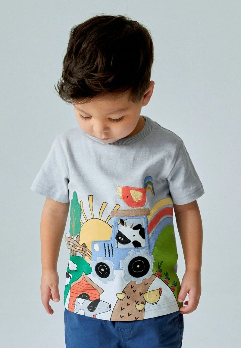 Next SHORT SLEEVE APPLIQUE STANDARD - T-Shirt Print - Blue Farm 3 Next SHORT SLEEVE APPLIQUE STANDARD - T-Shirt Print - Blue Farm
