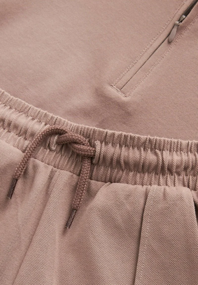 Next ZIP NECK SHORT SLEEVE SET - Shorts - Dusty Pink 5 Next ZIP NECK SHORT SLEEVE SET - Shorts - Dusty Pink – Bild 3