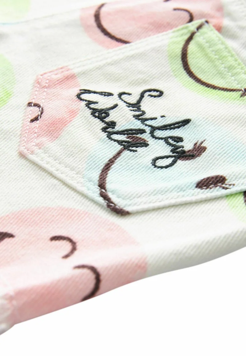 Next FRAYED EDGE REGULAR LENGTH - Jeans Shorts - Smileyworld License 8 Next FRAYED EDGE REGULAR LENGTH - Jeans Shorts - Smileyworld License – Bild 6