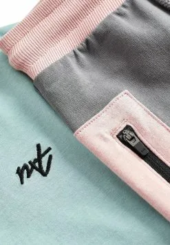 Next BLOCK AND SET - Shorts - Blue Pink Oversized -Oberbekleidung Verkäufe deccd94f07084459b8a35b9605cade2f