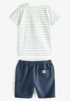 Next SHORT SLEEVE HENLEY AND SET STANDARD - Shorts - Blue White Stripe -Oberbekleidung Verkäufe e7f260a7a771456599cfa67abbca9ed9